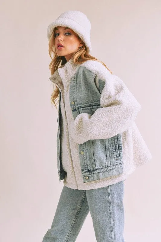 Aemi   Co Denim Washed Drop Shoulder Sherpa Fake Two Pieces Jacket