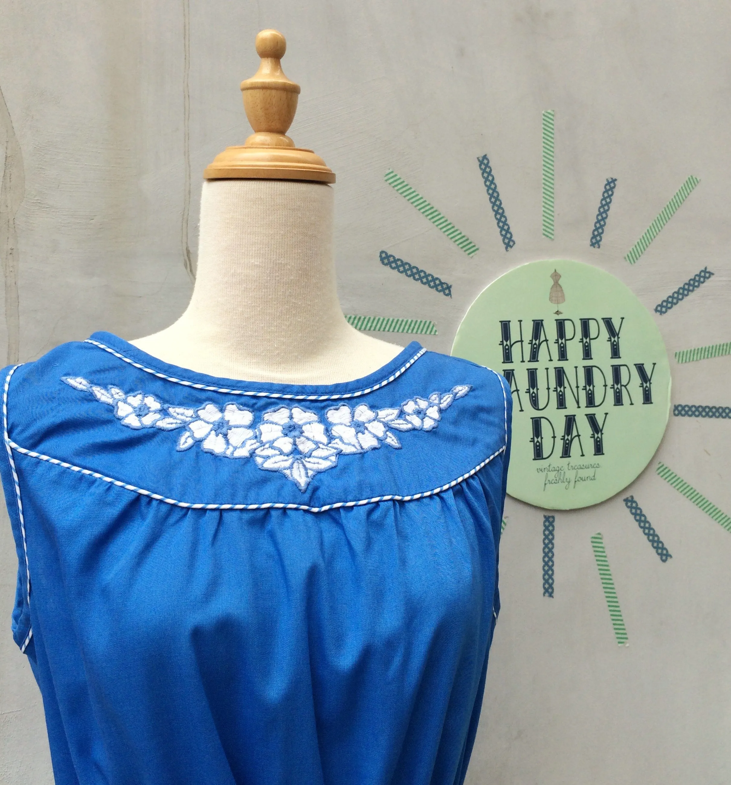 Blue Balance | Vintage 1950s 1960s White Embroidered flowers Striped piping Blue dress with POCKETS!