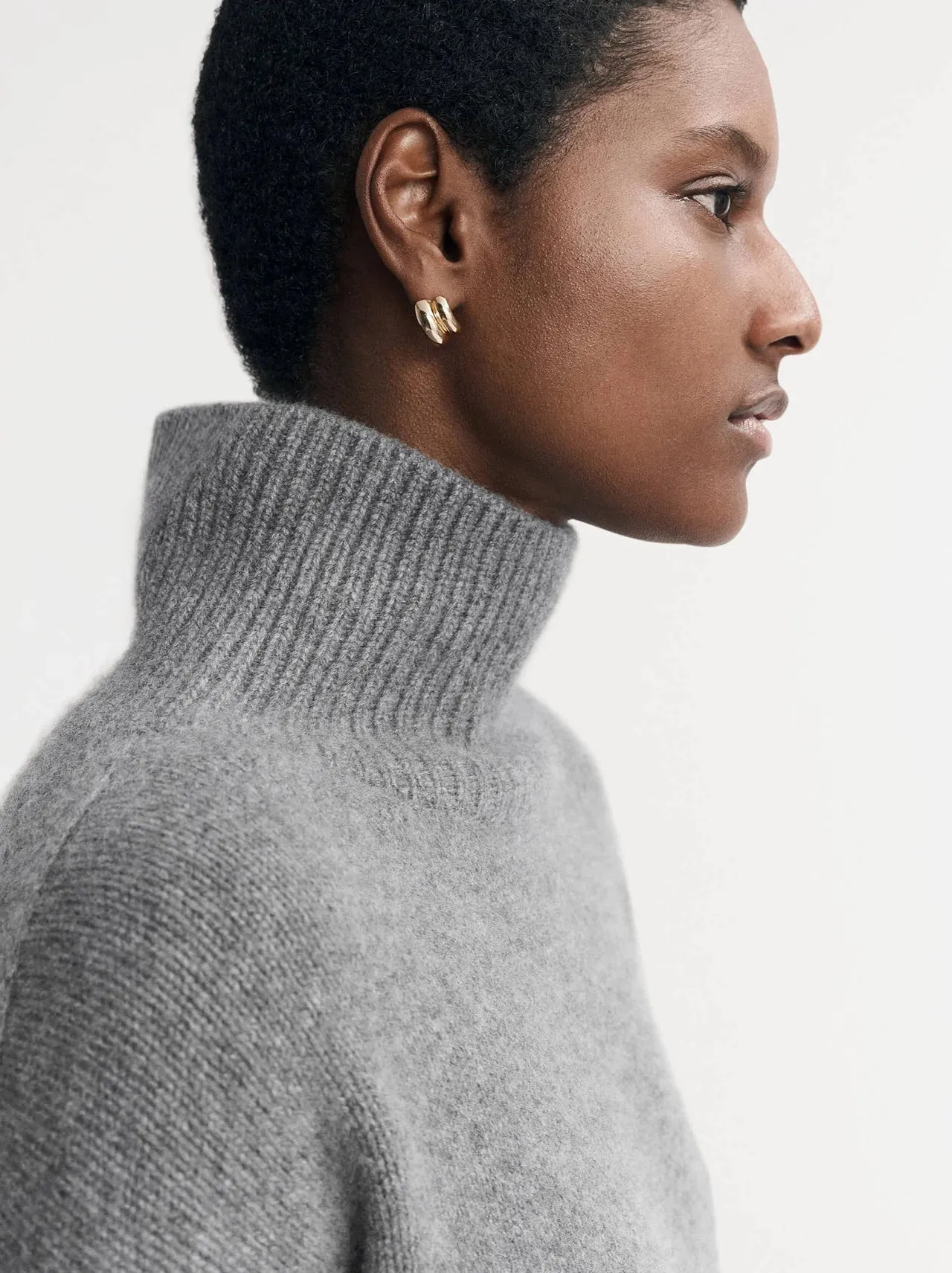 Boyfriend Turtleneck in Grey
