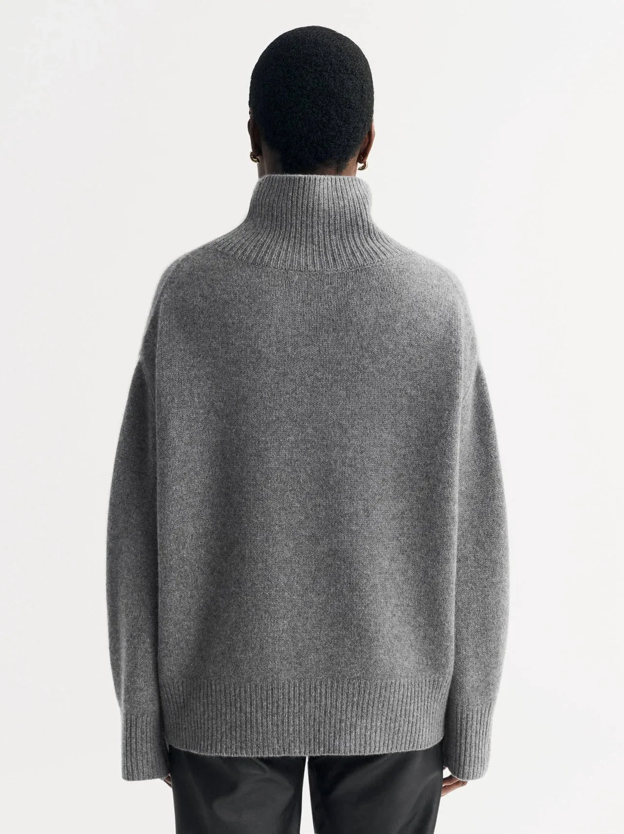 Boyfriend Turtleneck in Grey