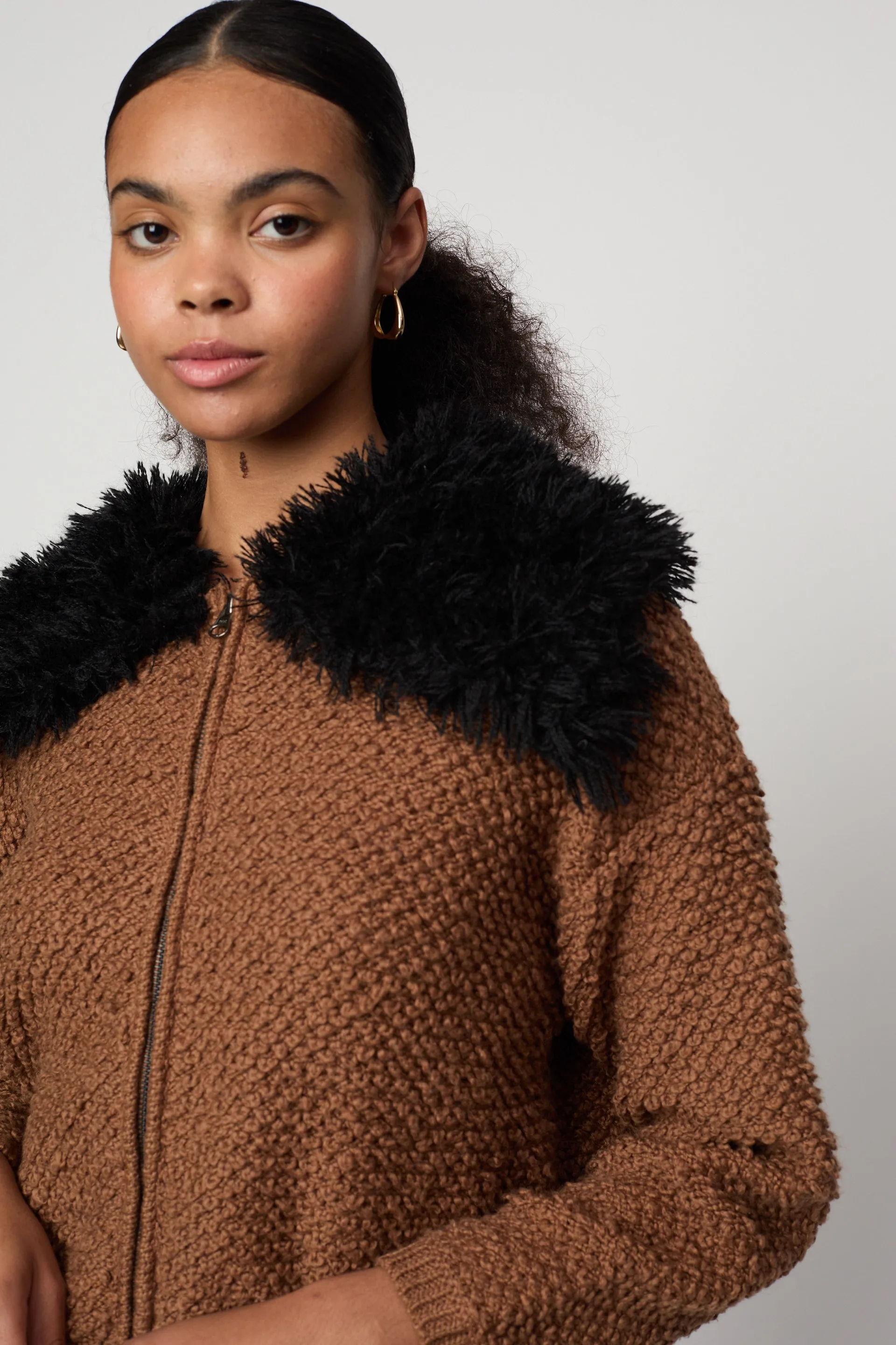 CROPPED BOMBER CARDIGAN