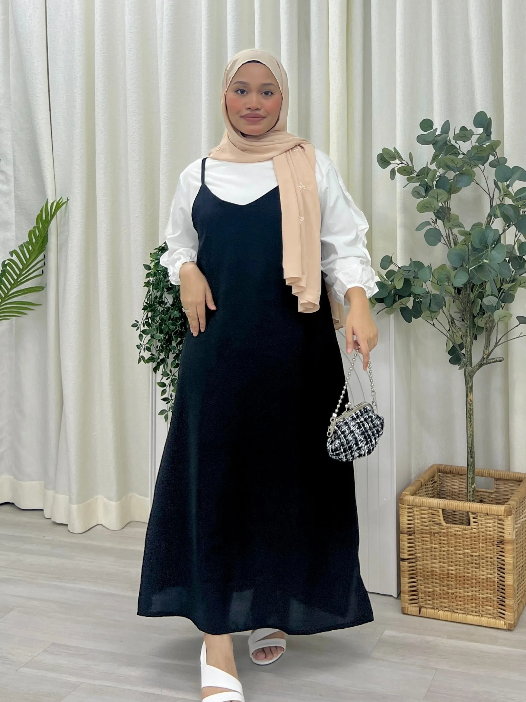 Hana Crinkle Slip-on Dress