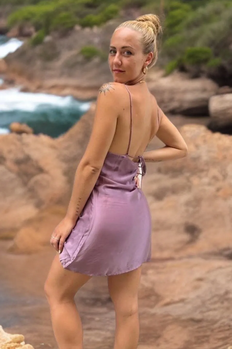 ROSE SILK SLIP DRESS SHORT LILAC
