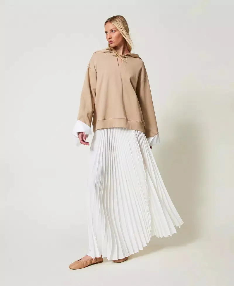 TWS-251TP2424 WHITE PLEATED WRAP SKIRT