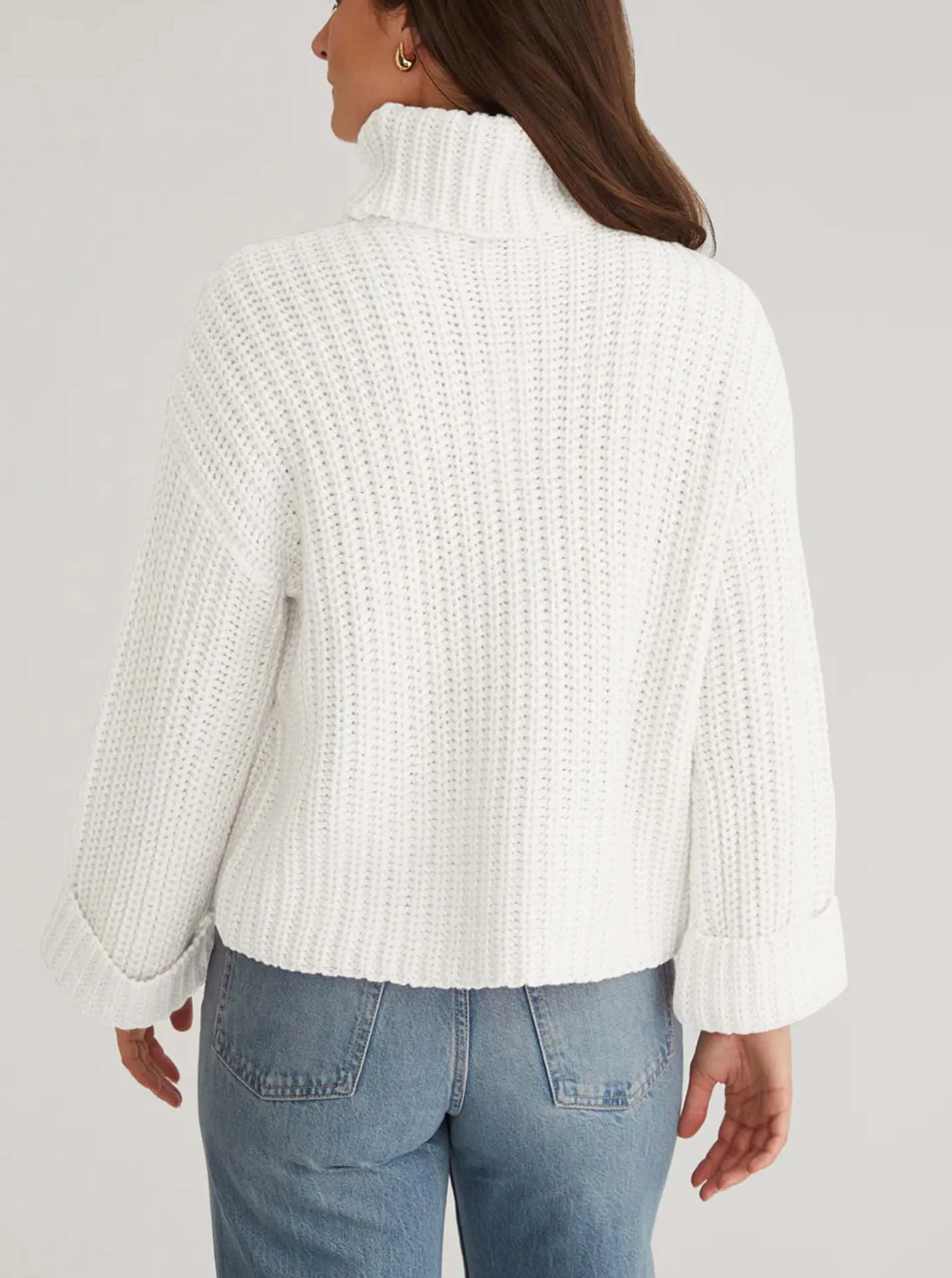 Vida Turtleneck Sweater in Chalk
