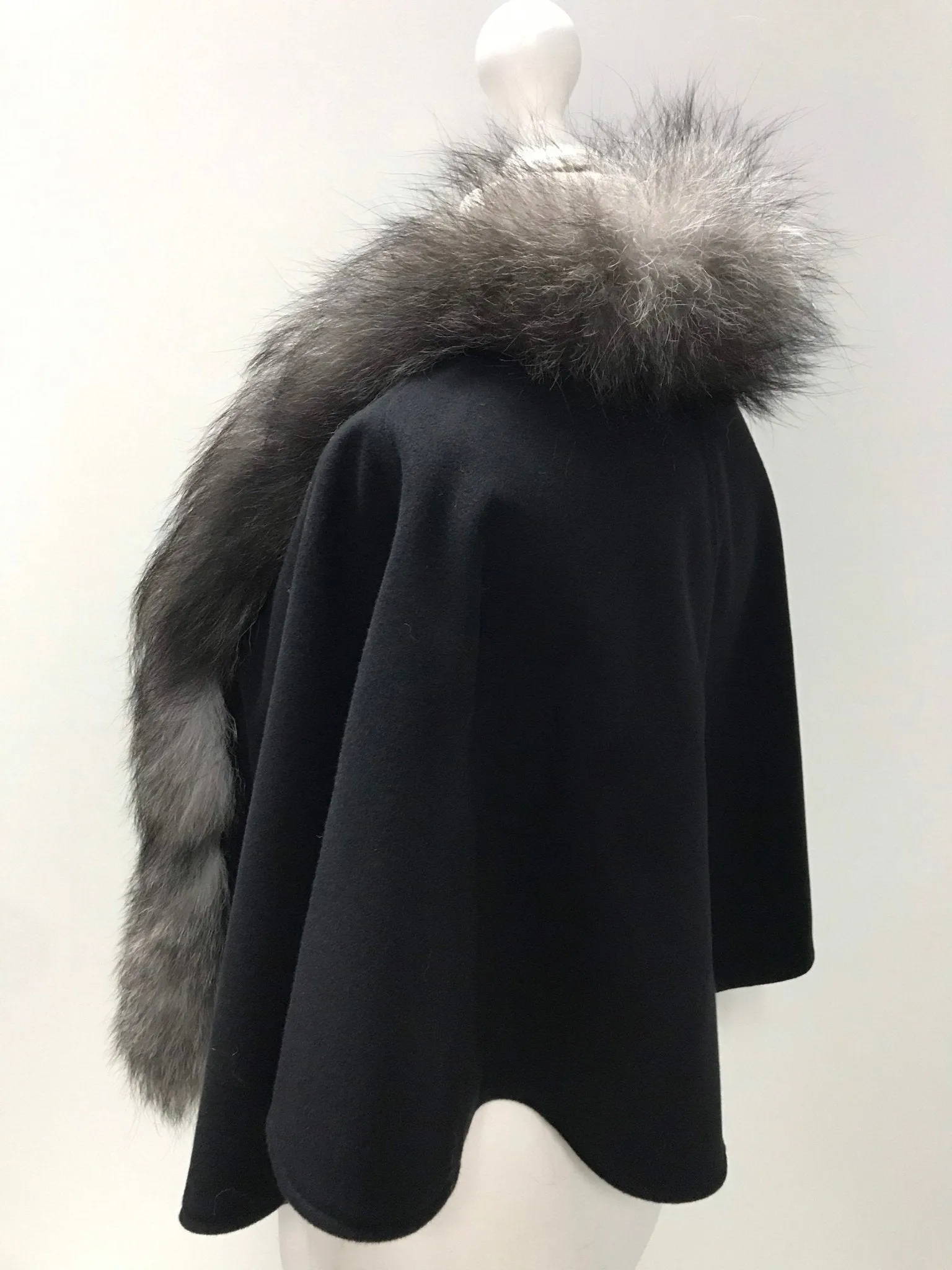 Women Black Cape short Cashmere and trim arctic fox fur