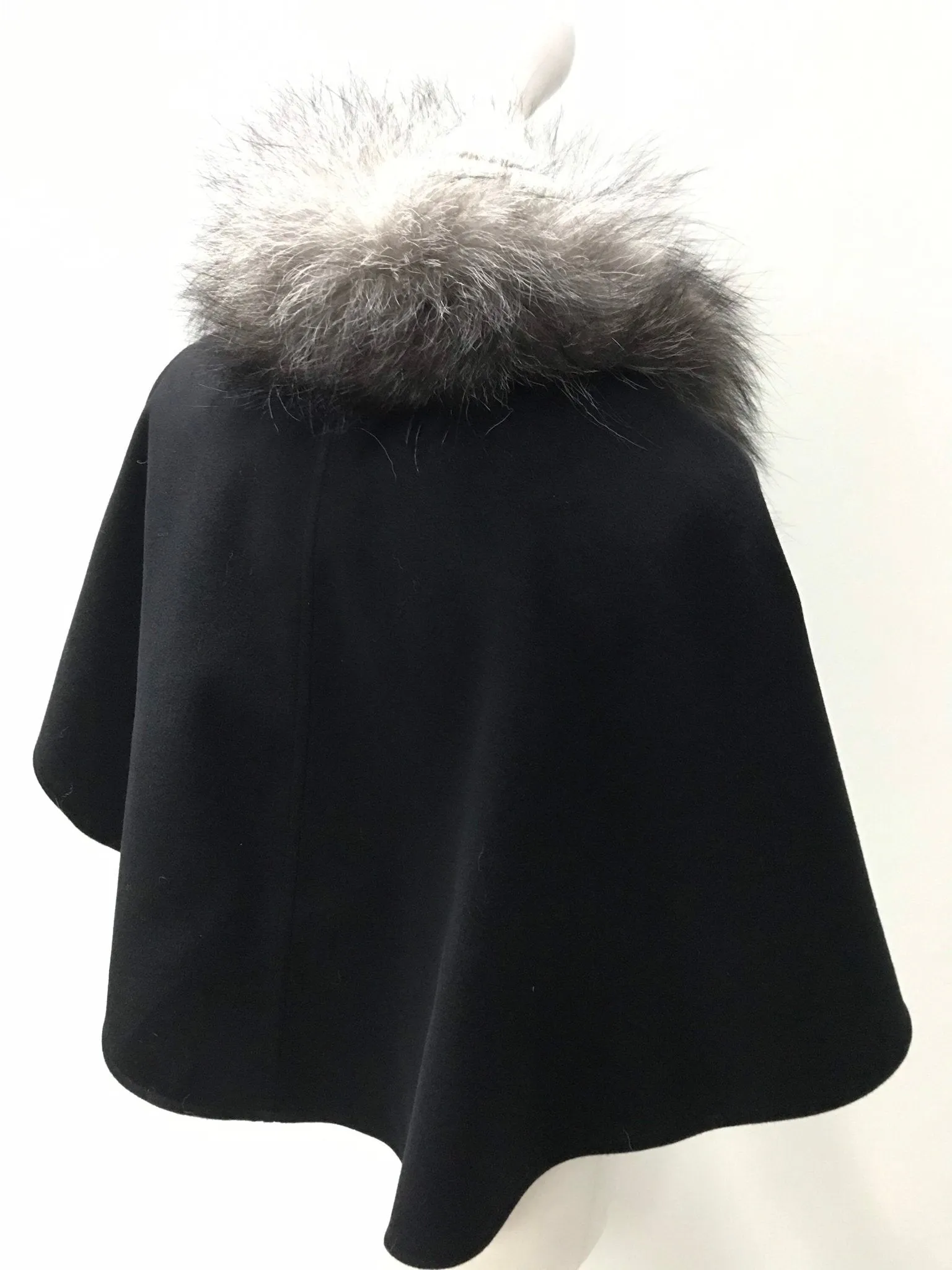 Women Black Cape short Cashmere and trim arctic fox fur